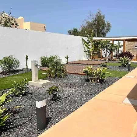 Gorgeous Douplex In شقة